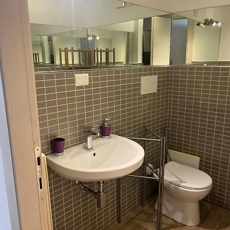 Annabella Bed & Breakfast 3*